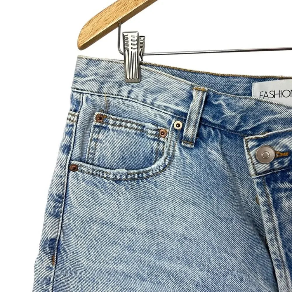 Fashion Nova V-waist High Rise Light Wash Distressed Cotton Denim Shorts Size 13